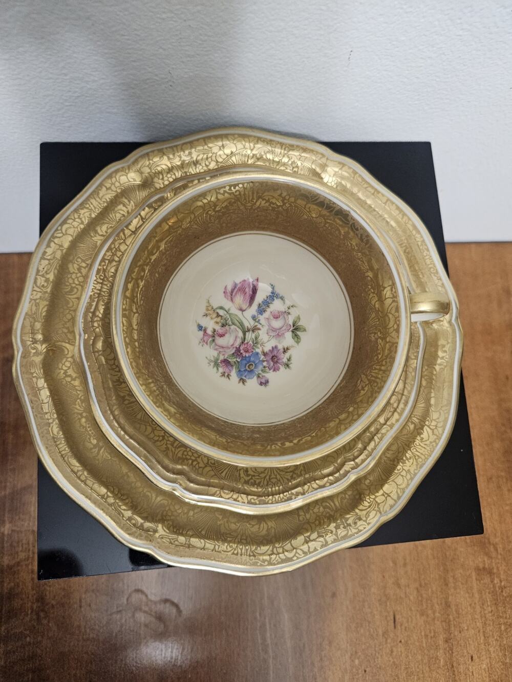Vintage Rosenthal Germany Chippendale Gold Encrusted Floral Tea Trio Cup Saucer